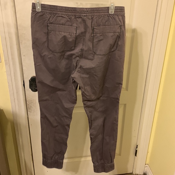 Abercrombie and fitch jogger pants - Picture 2 of 3